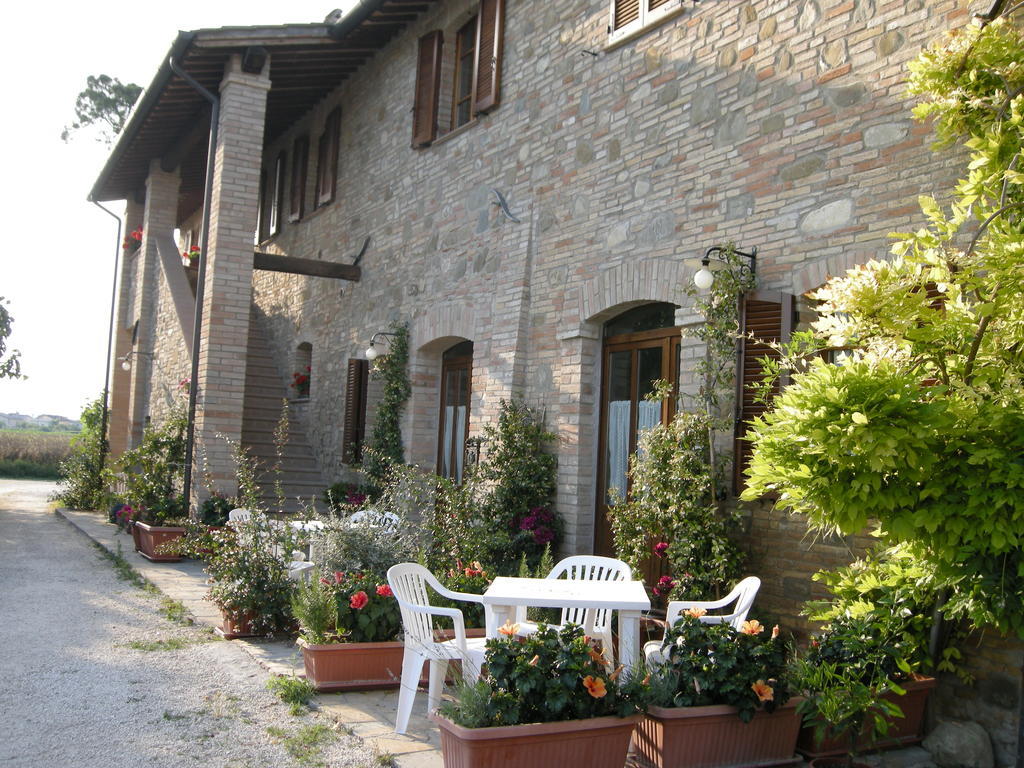 Agriturismo Bellarosa Assisi Exterior photo
